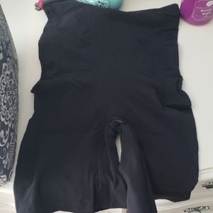 Black short spanx